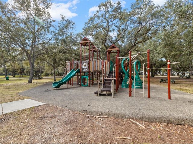 10843 HARBORSIDE DRIVE, Largo, FL 33773
