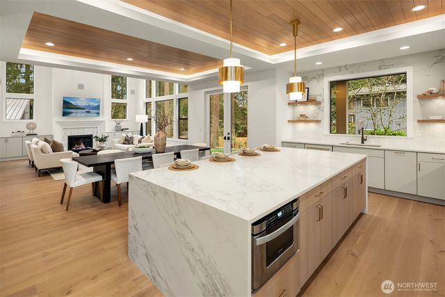 1654 152nd Avenue SE, Bellevue, WA 98007