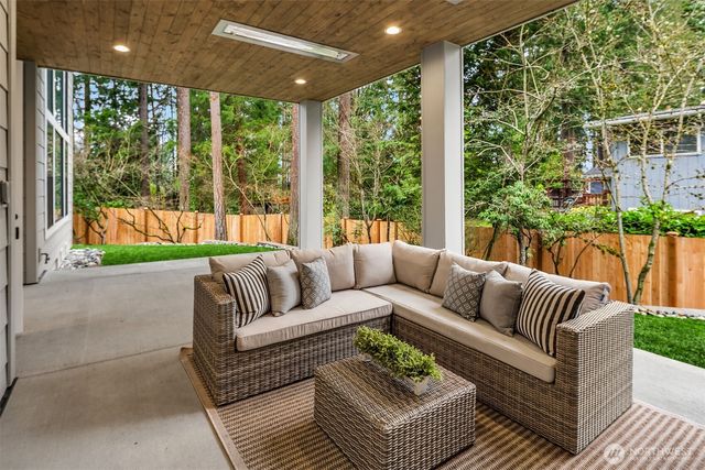 1654 152nd Avenue SE, Bellevue, WA 98007