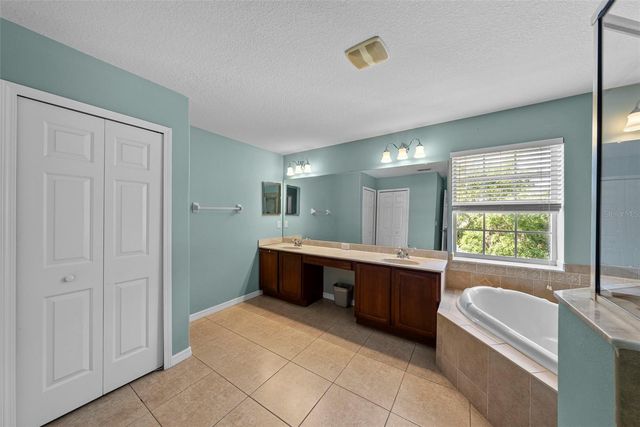 18146 BAHAMA BAY DRIVE, Tampa, FL 33647