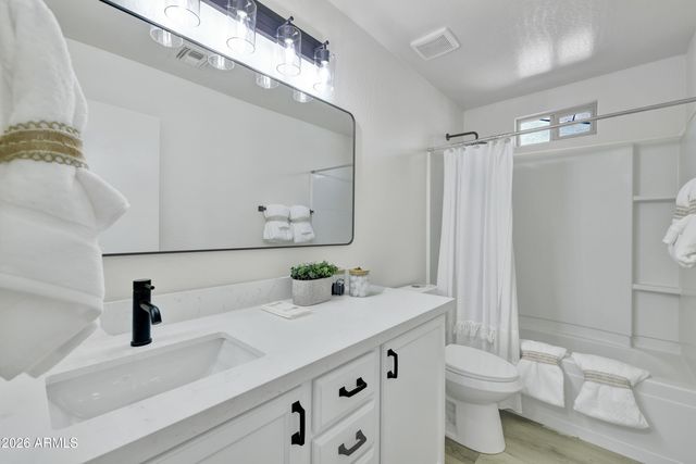 242 N 102ND Place, Mesa, AZ 85207