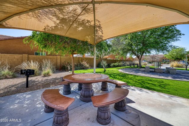 242 N 102ND Place, Mesa, AZ 85207