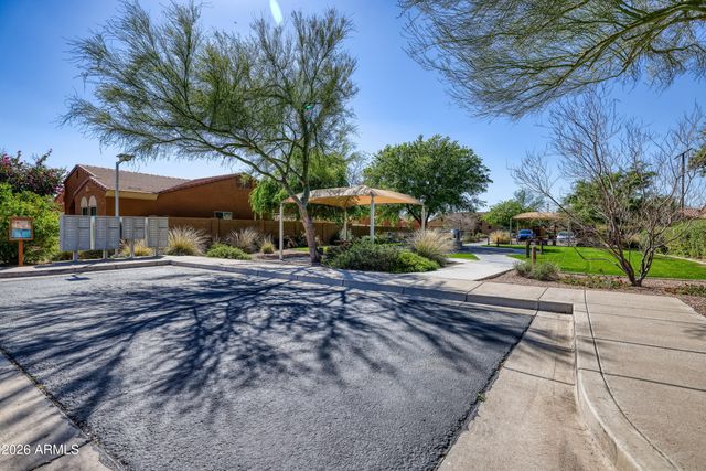 242 N 102ND Place, Mesa, AZ 85207