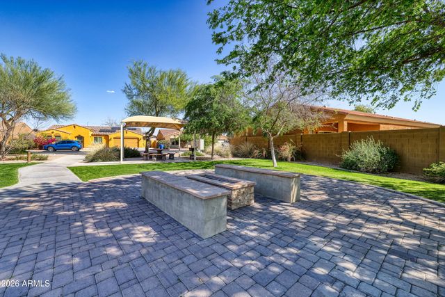 242 N 102ND Place, Mesa, AZ 85207