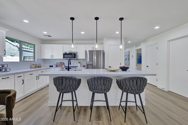 242 N 102ND Place, Mesa, AZ 85207