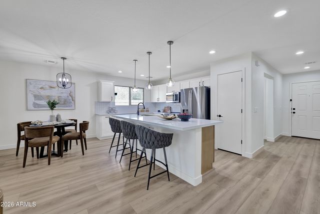 242 N 102ND Place, Mesa, AZ 85207