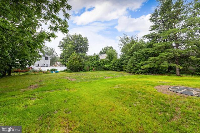 116 DICKINSON RD, Glassboro, NJ 08028