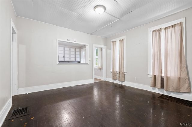172 South Midler Avenue, Syracuse, NY 13206