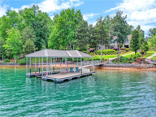 760 Woods Edge Drive, Seneca, SC 29672