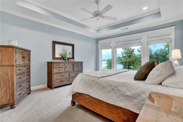 760 Woods Edge Drive, Seneca, SC 29672