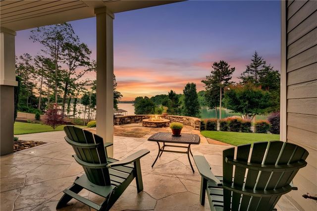 760 Woods Edge Drive, Seneca, SC 29672