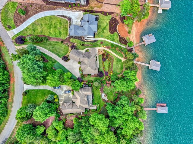 760 Woods Edge Drive, Seneca, SC 29672