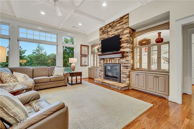 760 Woods Edge Drive, Seneca, SC 29672