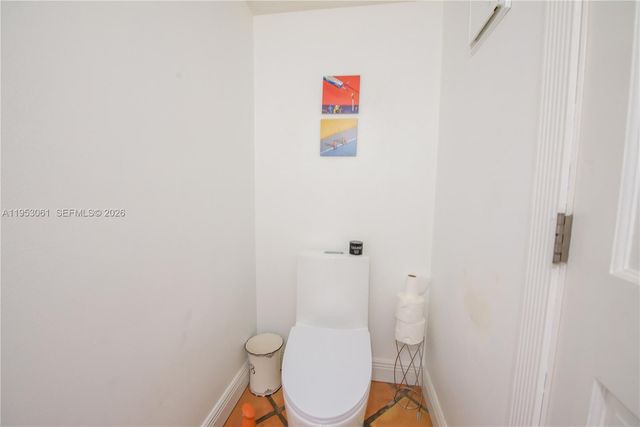 7890 SW 86th St 10, Miami, FL 33143