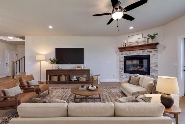 19409 S Country Drive, Edmond, OK 73012