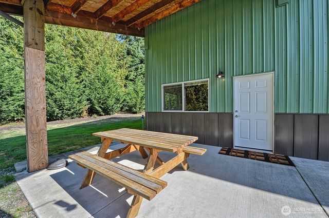 19443 Oakleaf Lane, Sedro Woolley, WA 98284