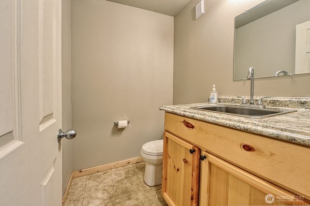 19443 Oakleaf Lane, Sedro Woolley, WA 98284