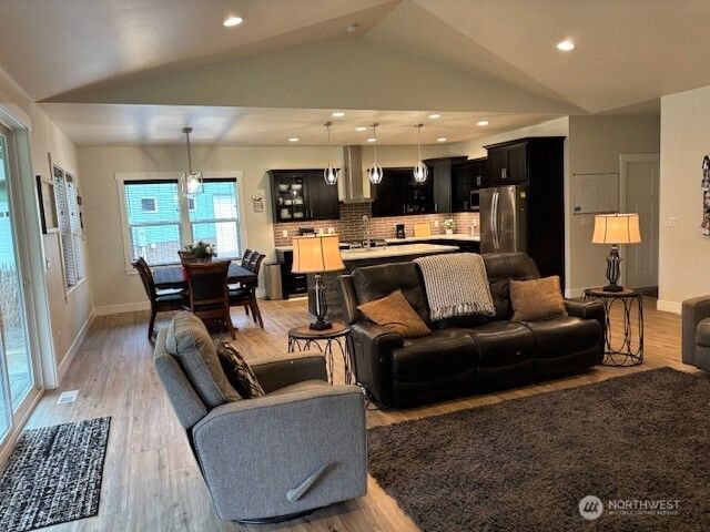 19443 Oakleaf Lane, Sedro Woolley, WA 98284