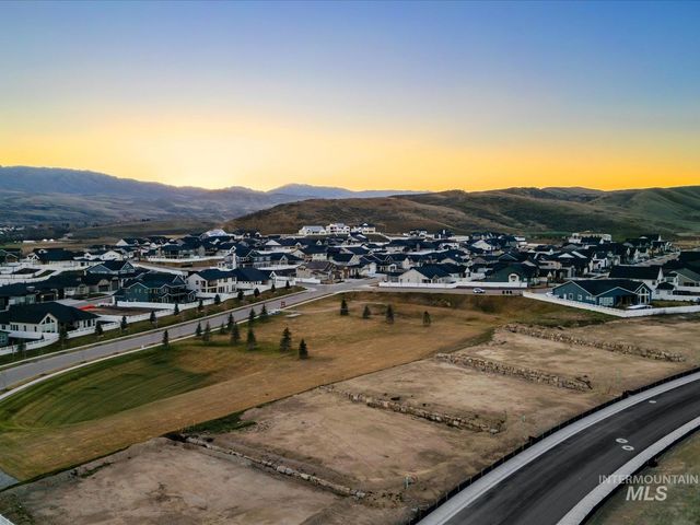 13632 N Farmstead Way, Boise, ID 83714
