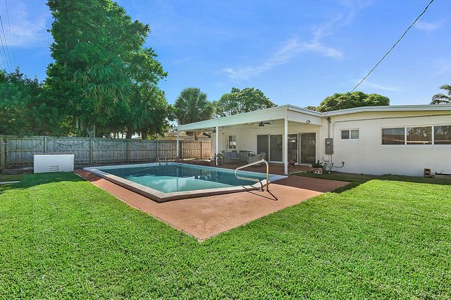 640 W ILEX Drive, Lake Park, FL 33403