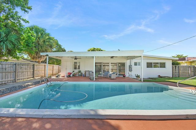 640 W ILEX Drive, Lake Park, FL 33403