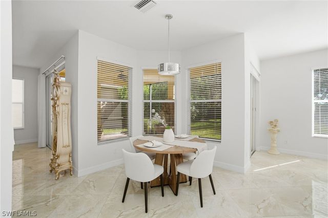 1945 Isla De Palma CIR, Naples, FL 34119