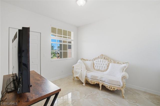 1945 Isla De Palma CIR, Naples, FL 34119