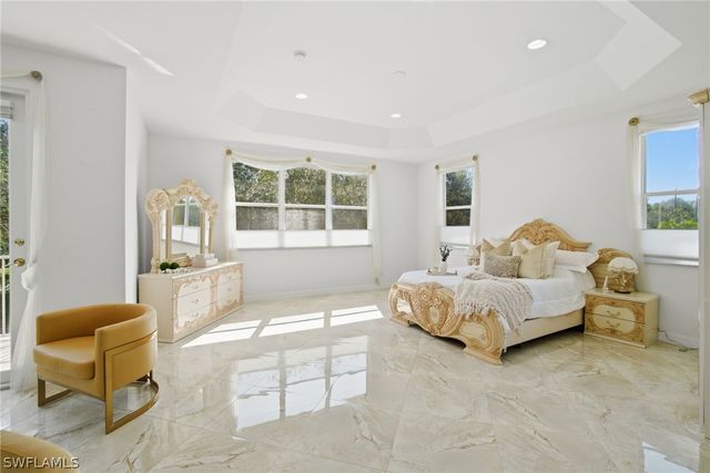 1945 Isla De Palma CIR, Naples, FL 34119