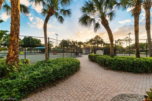 1945 Isla De Palma CIR, Naples, FL 34119