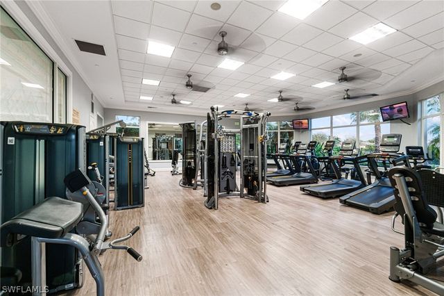 1945 Isla De Palma CIR, Naples, FL 34119