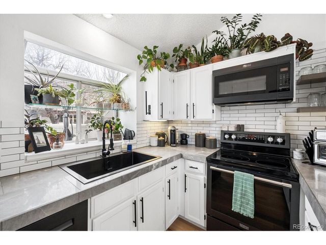 9659 W Chatfield Ave A, Littleton, CO 80128