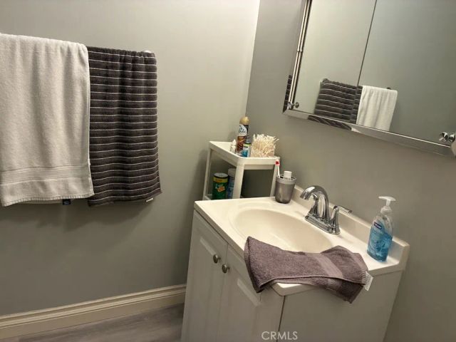 919 N Minter, Santa Ana, CA 92701