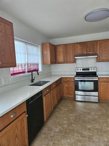13400 Coomes DR, Del Valle, TX 78617