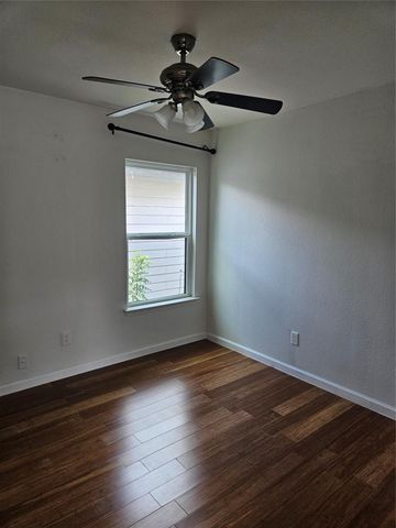 13400 Coomes DR, Del Valle, TX 78617