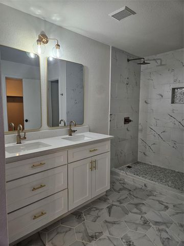 13400 Coomes DR, Del Valle, TX 78617