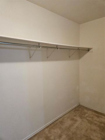 13400 Coomes DR, Del Valle, TX 78617