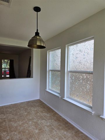 13400 Coomes DR, Del Valle, TX 78617