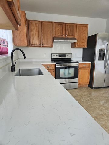 13400 Coomes DR, Del Valle, TX 78617