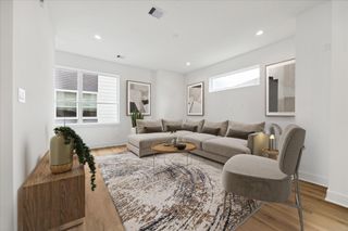 1658 W Tidwell Road, Houston, TX 77091