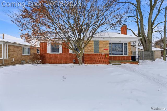 25569 W Chicago, Redford, MI 48239