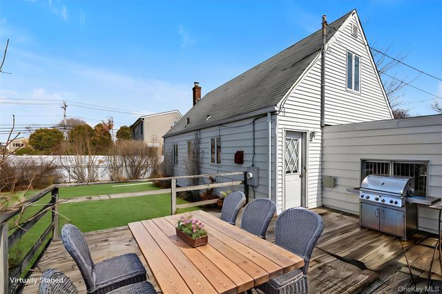 120 W 19th Street, Deer Park, NY 11729