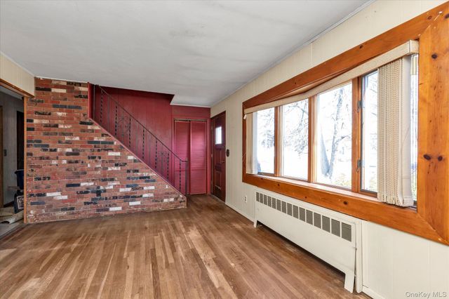 120 W 19th Street, Deer Park, NY 11729