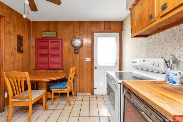 120 W 19th Street, Deer Park, NY 11729