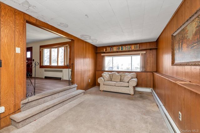 120 W 19th Street, Deer Park, NY 11729