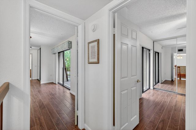 9101 SW 19th Place A, Davie, FL 33324