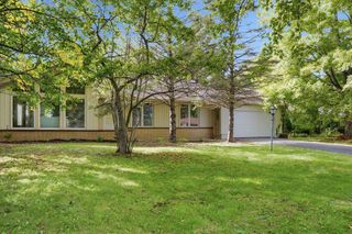 9015 N Iroquois ROAD, Bayside, WI 53217