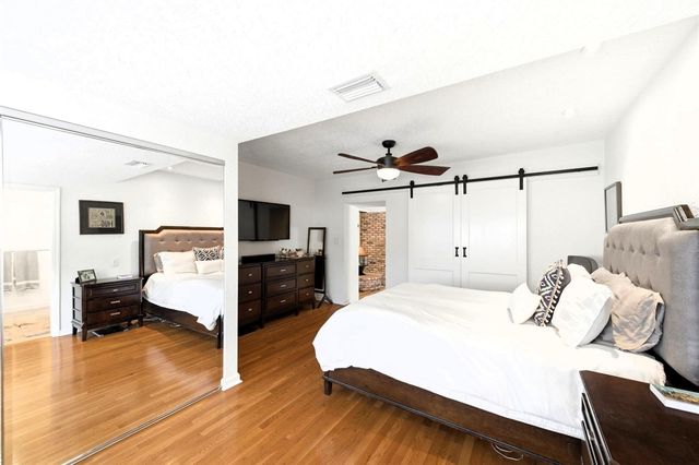 519 27TH AVENUE N, St Petersburg, FL 33704