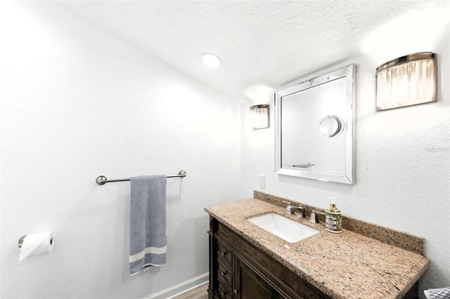 519 27TH AVENUE N, St Petersburg, FL 33704