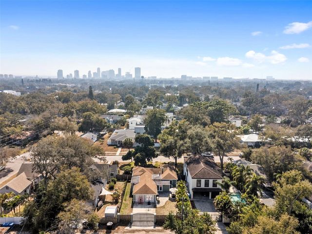 519 27TH AVENUE N, St Petersburg, FL 33704