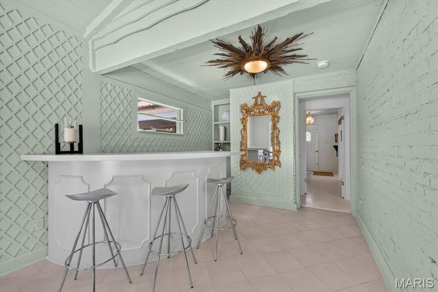 149 Valley Road, Webster Groves, MO 63119